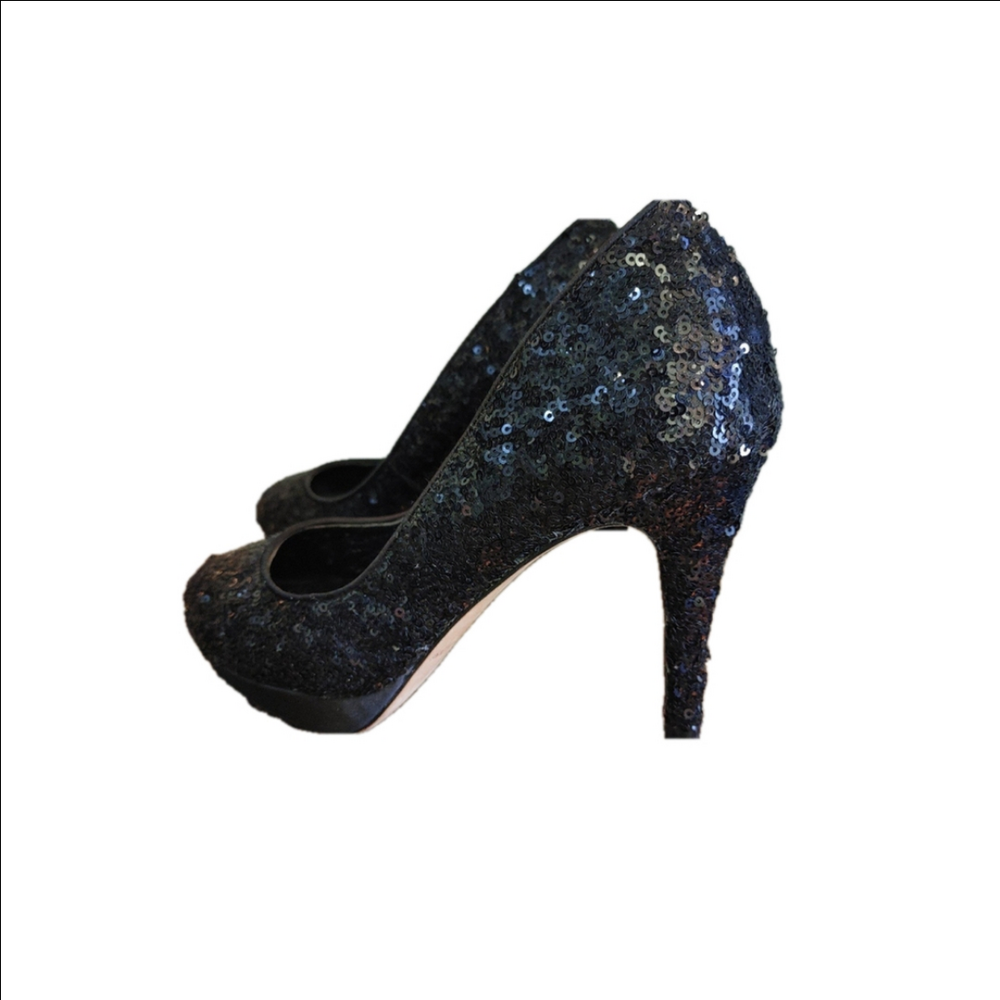 White House Black Market Size 6M